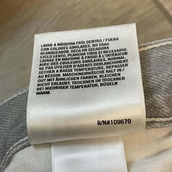 AGOLDE 90s Pinch Waist Jeans Women’s 31 Light Wash Button Fly USA - Picture 10 of 14